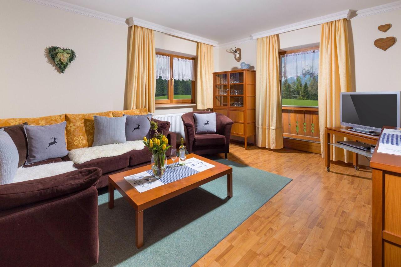 Ferienwohnungen Gaestehaus Laercheck Берхтесгаден Экстерьер фото
